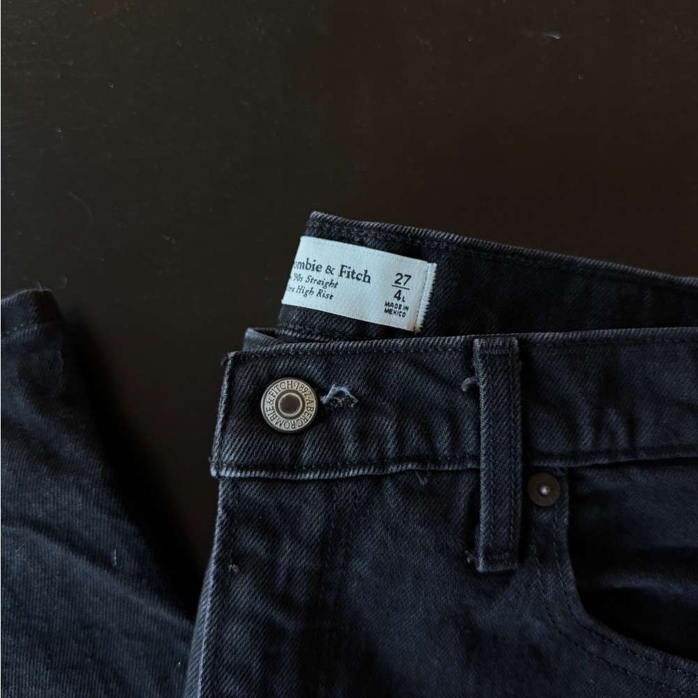 Abercrombie Jeans 27L - Picture 2 of 2